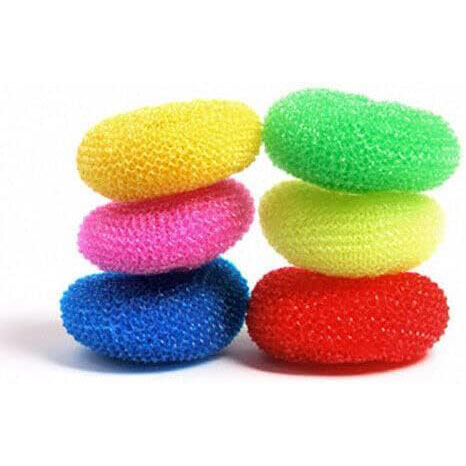 Sfera in rete di plastica intrecciata a colore singolo
